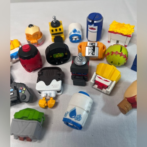 Transformers BotBot Toy Bundle - Picture 3 of 16